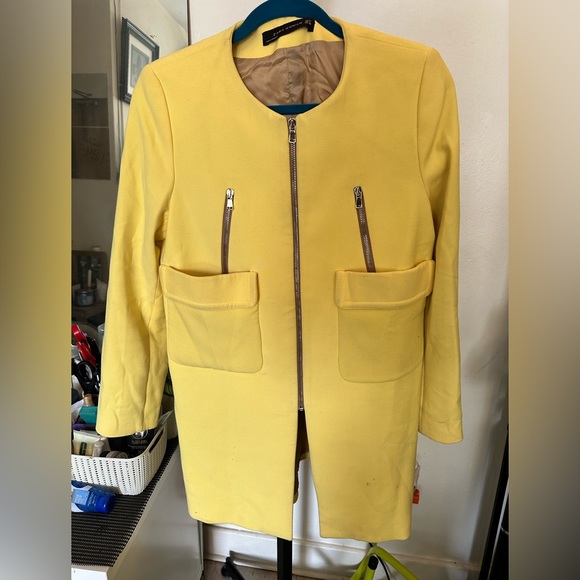 Size M Zara Yellow Peacoat - Picture 3 of 4